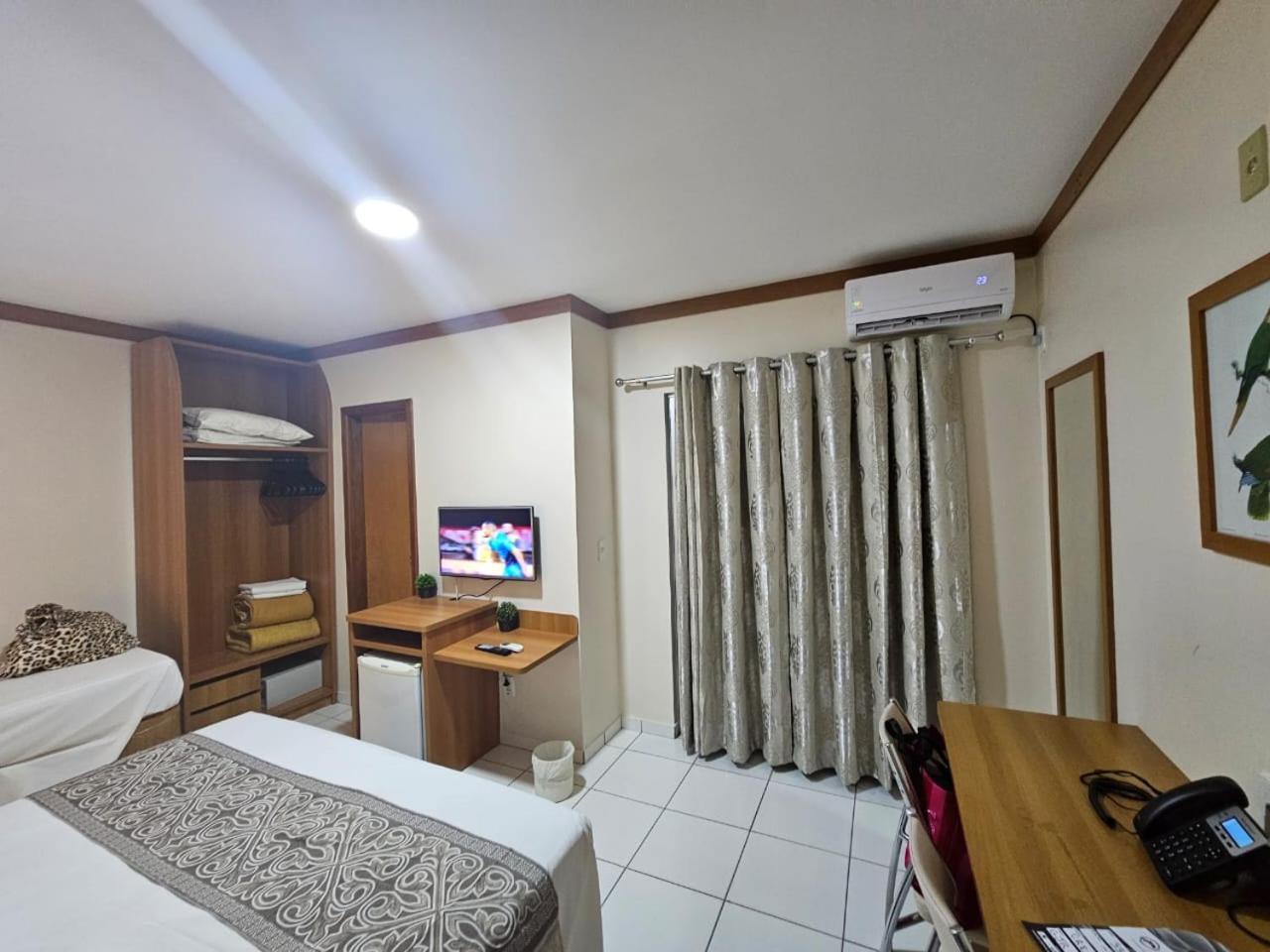 Golden Dolphin Resort - Grand & Express - Caldas Novas - Com Tv A Cabo - Aguas Termais Dış mekan fotoğraf